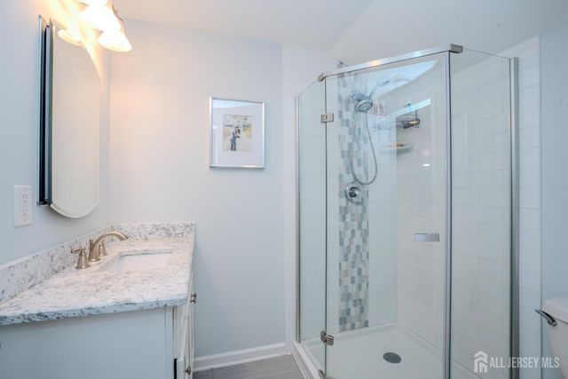 21 Inwood Drive, East Brunswick, NJ 08816