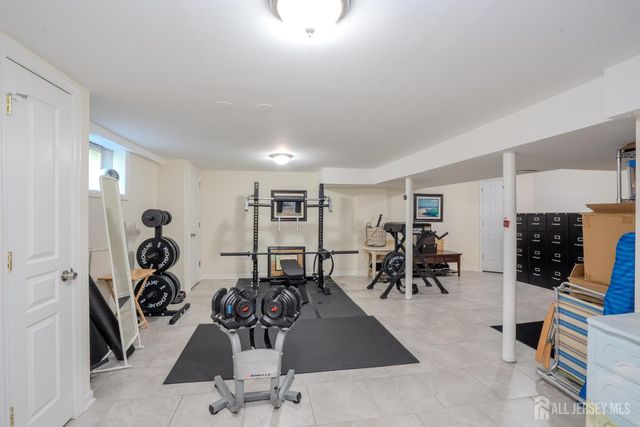 21 Inwood Drive, East Brunswick, NJ 08816