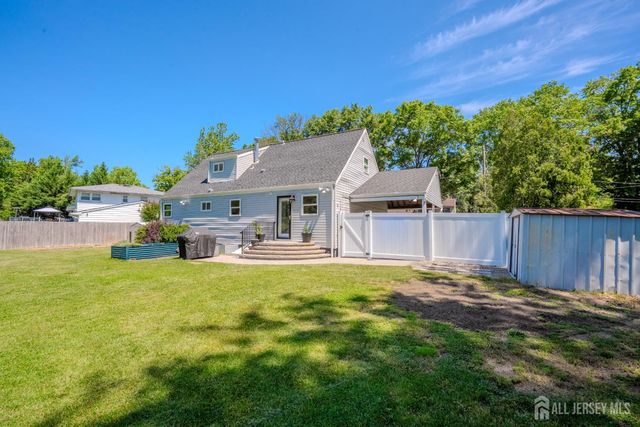 21 Inwood Drive, East Brunswick, NJ 08816