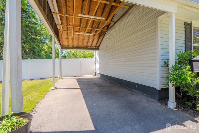 21 Inwood Drive, East Brunswick, NJ 08816