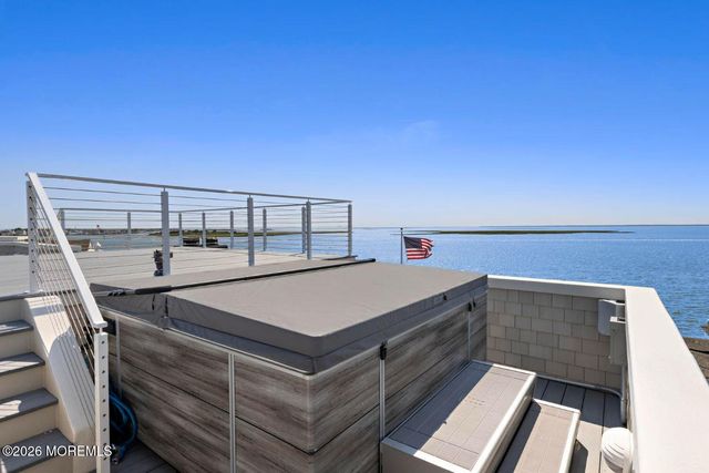 110 W South 34th Street, Long Beach Twp, NJ 08008