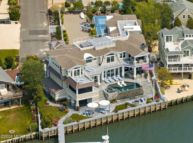 110 W South 34th Street, Long Beach Twp, NJ 08008