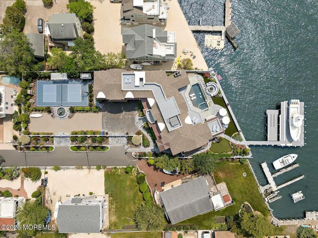 110 W South 34th Street, Long Beach Twp, NJ 08008