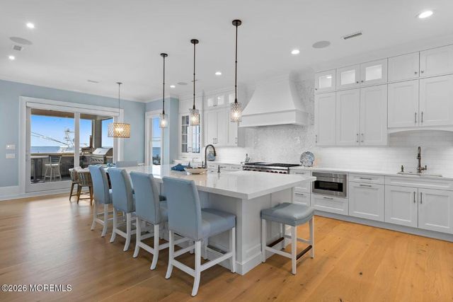 110 W South 34th Street, Long Beach Twp, NJ 08008