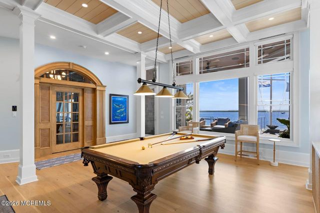 110 W South 34th Street, Long Beach Twp, NJ 08008