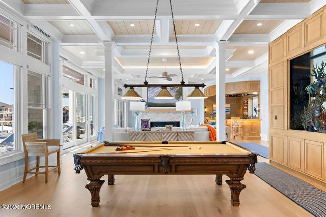 110 W South 34th Street, Long Beach Twp, NJ 08008