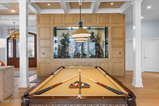 110 W South 34th Street, Long Beach Twp, NJ 08008