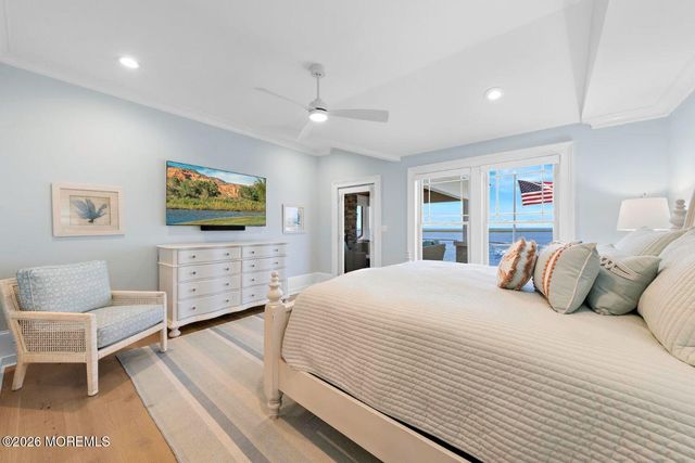 110 W South 34th Street, Long Beach Twp, NJ 08008