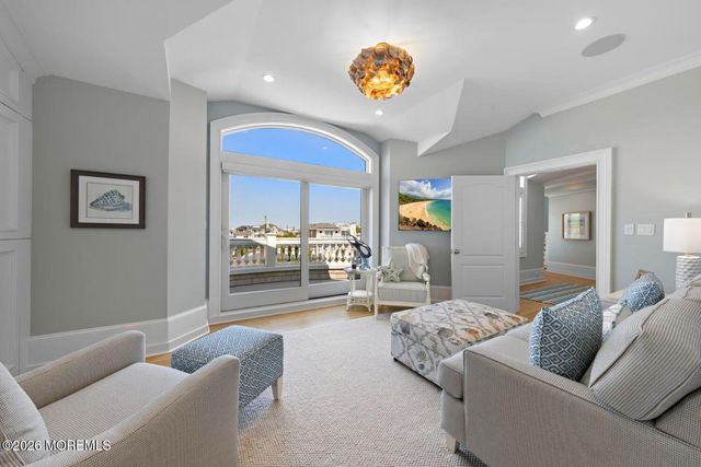 110 W South 34th Street, Long Beach Twp, NJ 08008