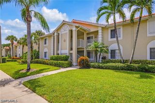 7754 Emerald CIR T202, Naples, FL 34109