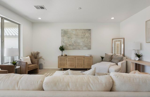 8352 Vonnegut Lane NW, Albuquerque, NM 87120