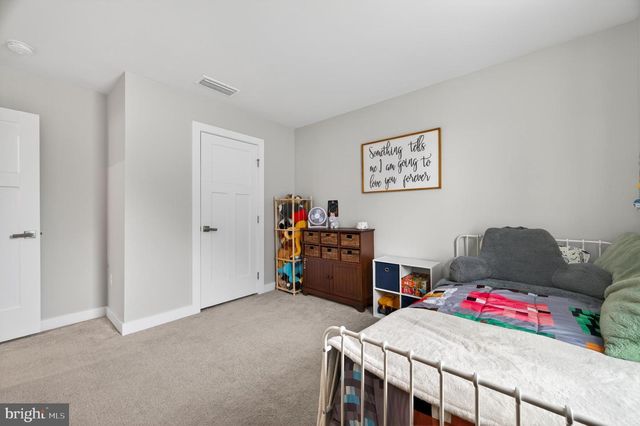 217 MACHIAS CIR, Martinsburg, WV 25403