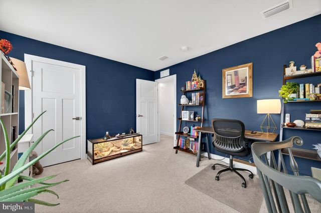 217 MACHIAS CIR, Martinsburg, WV 25403