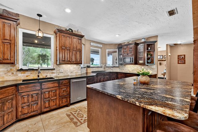 1717 Batey Road, Collinsville, TX 76233