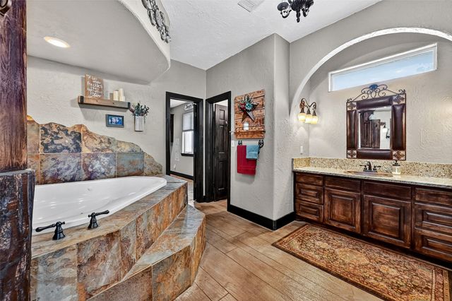 1717 Batey Road, Collinsville, TX 76233