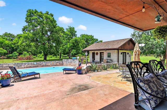 1717 Batey Road, Collinsville, TX 76233