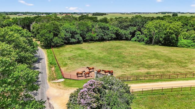 1717 Batey Road, Collinsville, TX 76233