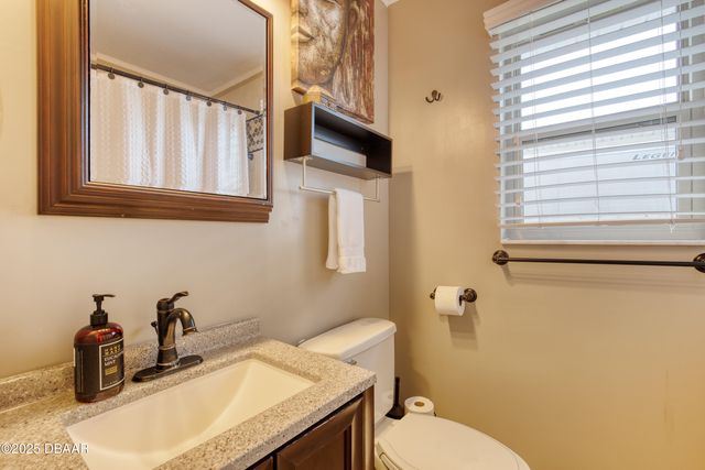 37 Reynolds Avenue, Ormond Beach, FL 32174