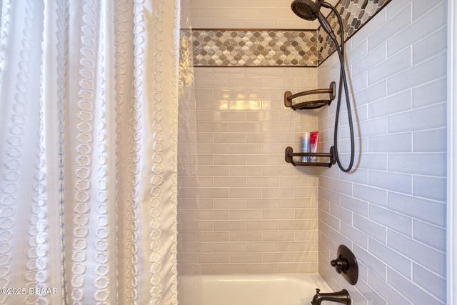 37 Reynolds Avenue, Ormond Beach, FL 32174