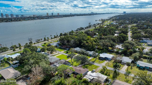 37 Reynolds Avenue, Ormond Beach, FL 32174