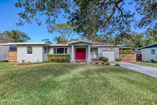 37 Reynolds Avenue, Ormond Beach, FL 32174