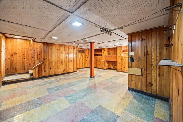 2866 Saint Paul Blvd, Irondequoit, NY 14617