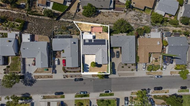 19820 Merryhill, Canyon Country, CA 91351