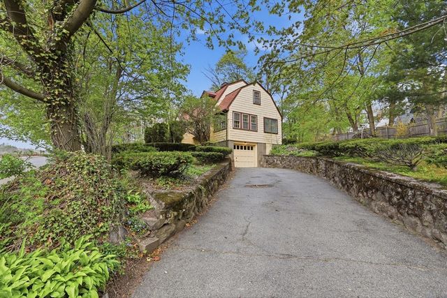 765 Concord Tpke, Arlington, MA 02476