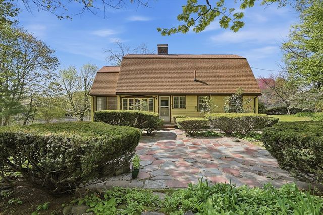 765 Concord Tpke, Arlington, MA 02476