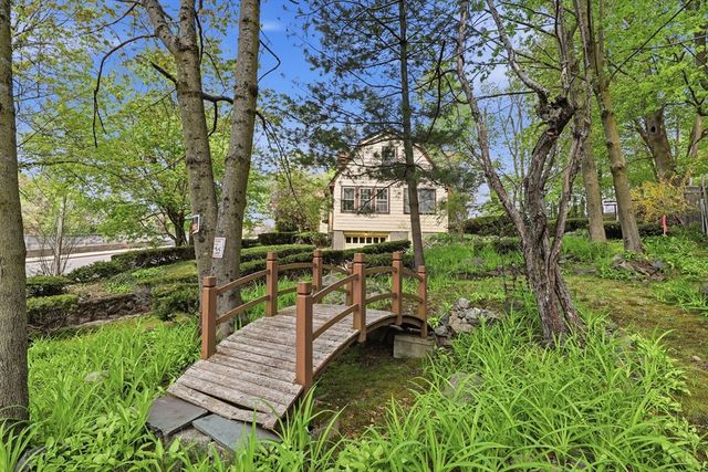 765 Concord Tpke, Arlington, MA 02476