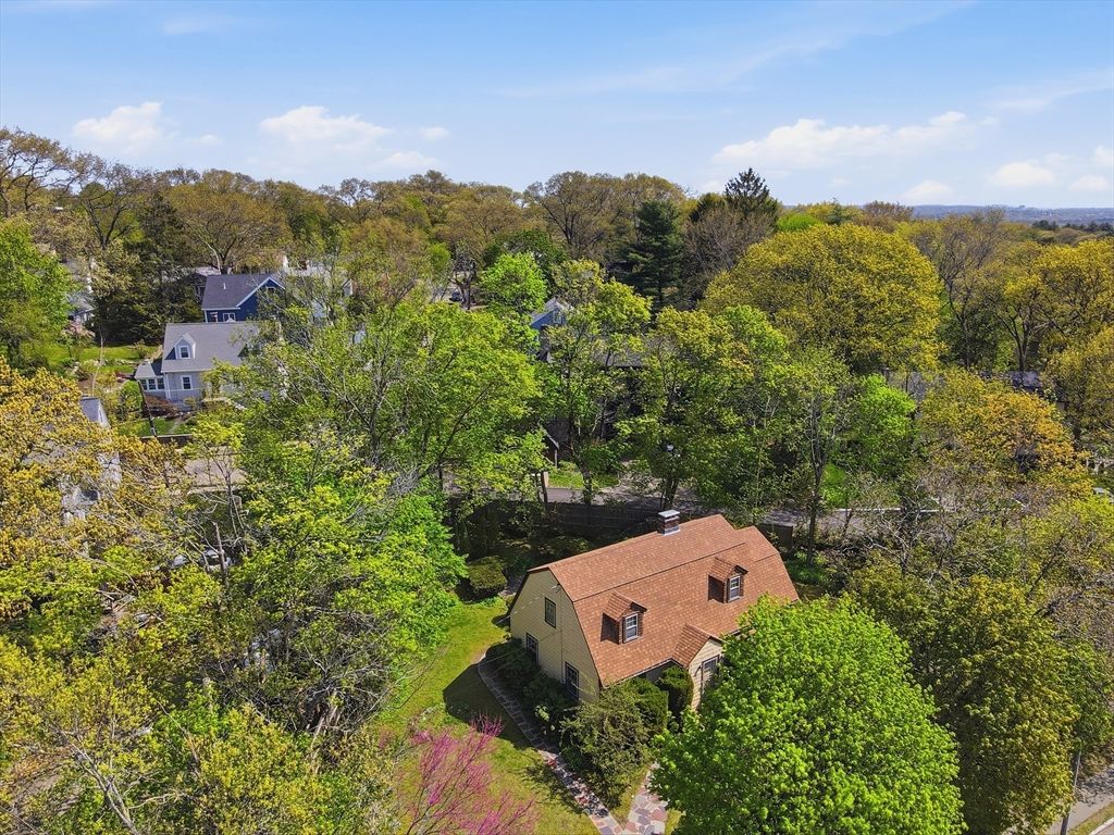 765 Concord Tpke, Arlington, MA 02476