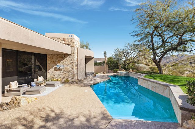 294 Metate Place, Palm Desert, CA 92260