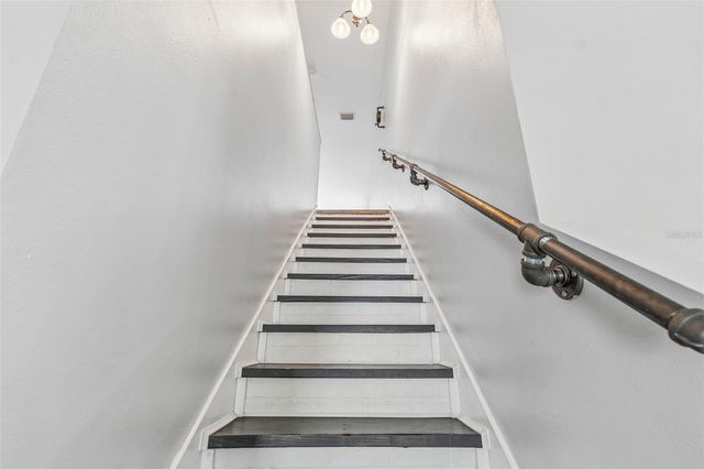 6736 PINE SPRINGS DRIVE, Wesley Chapel, FL 33545