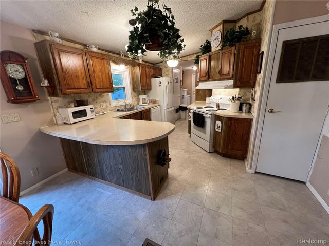 2211 Mark Street 69, Buel Township, MI 48422