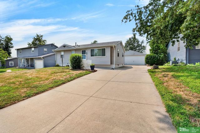 3414 S 121st Street, Omaha, NE 68144