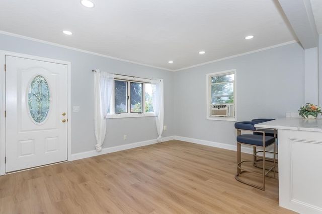 20 Rayburn Rd 1, Stoughton, MA 02072