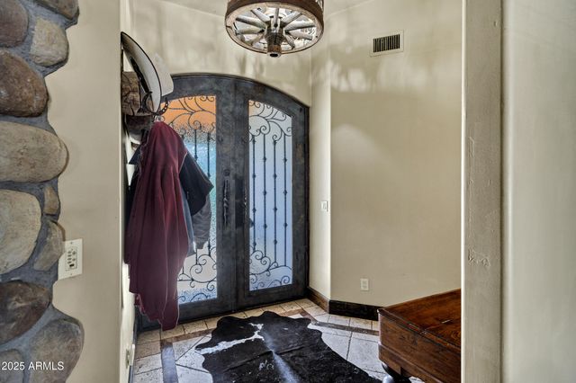 21230 S 156TH Street, Gilbert, AZ 85298