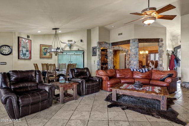 21230 S 156TH Street, Gilbert, AZ 85298