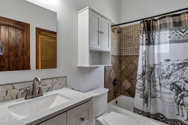 21230 S 156TH Street, Gilbert, AZ 85298