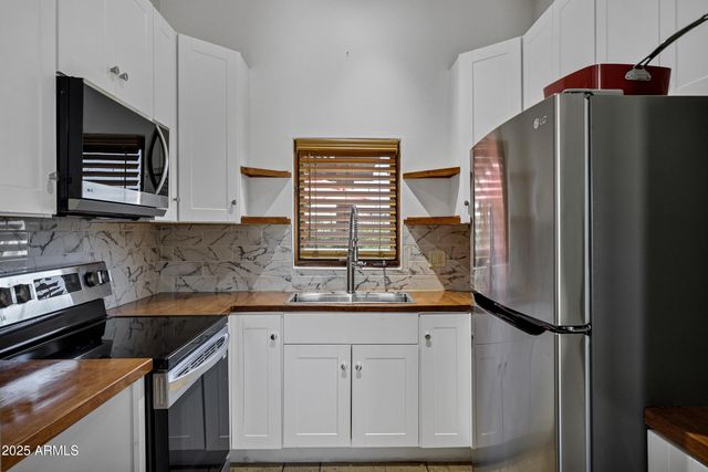 21230 S 156TH Street, Gilbert, AZ 85298