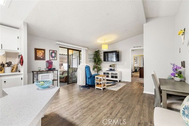 5001 W Florida Avenue 305, Hemet, CA 92545