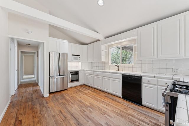 1795 Lovall Valley Rd, Sonoma, CA 95476