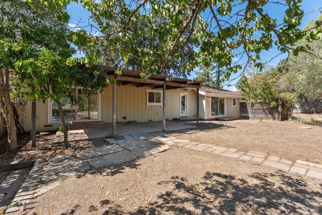 1795 Lovall Valley Rd, Sonoma, CA 95476