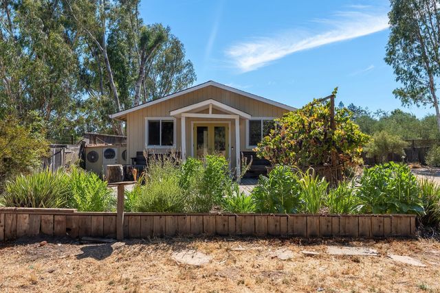 1795 Lovall Valley Rd, Sonoma, CA 95476