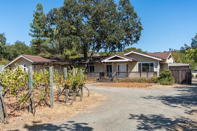 1795 Lovall Valley Rd, Sonoma, CA 95476