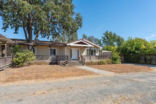 1795 Lovall Valley Rd, Sonoma, CA 95476