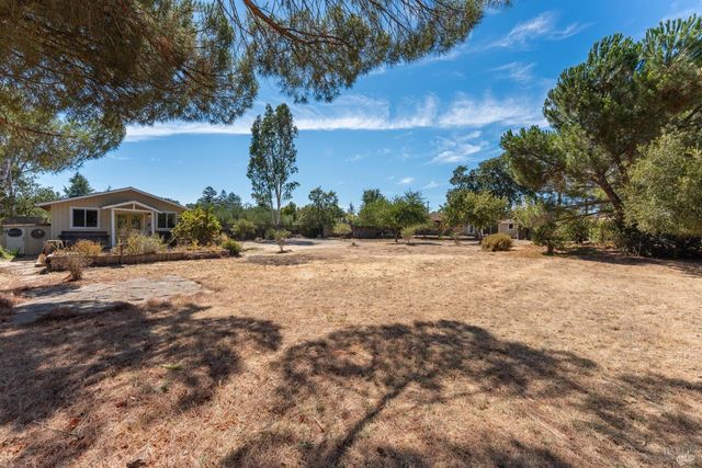 1795 Lovall Valley Rd, Sonoma, CA 95476