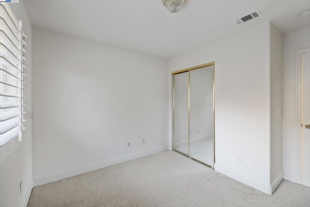 1564 Santa Clara St, Richmond, CA 94804