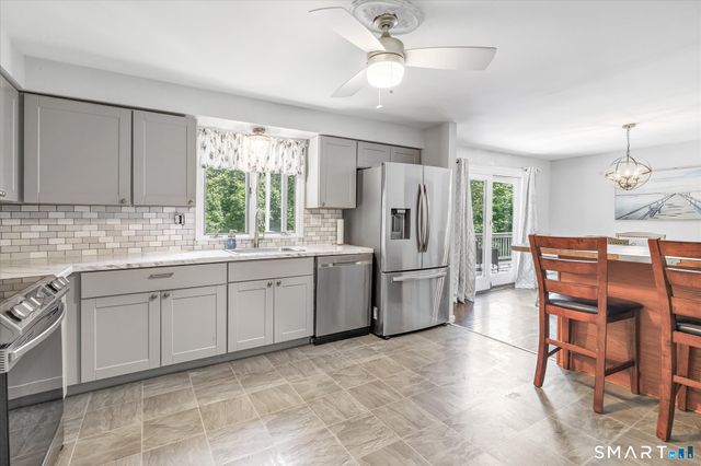 119 Freeman Road, Oxford, CT 06478