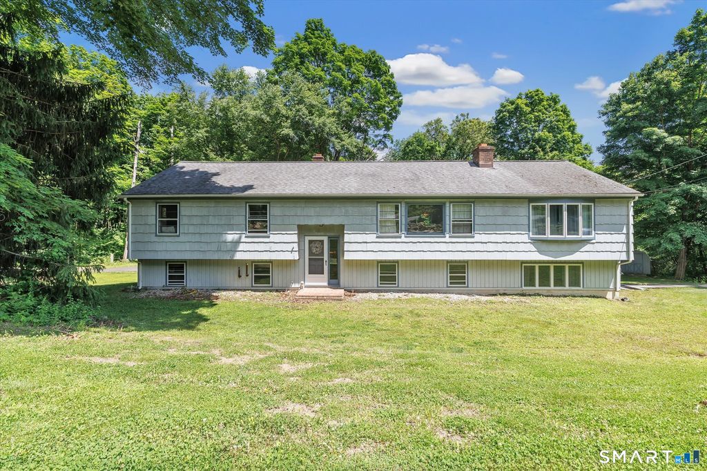 119 Freeman Road, Oxford, CT 06478
